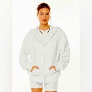 Aritzia tna cozy fleece boyfriend zip up hoodie size small white